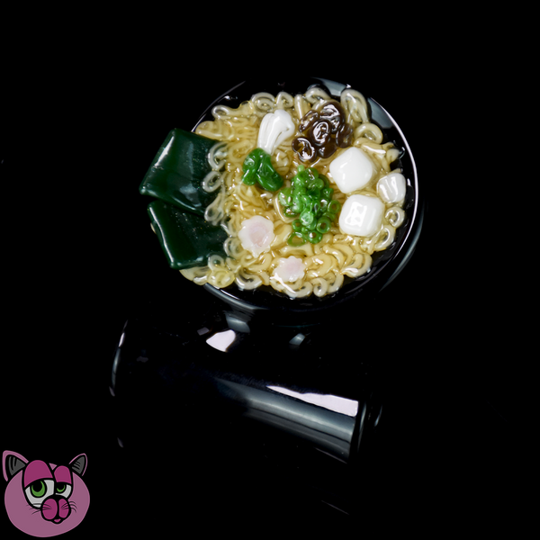 Dojo Glass Ramen Pendant - Tofu Ramen